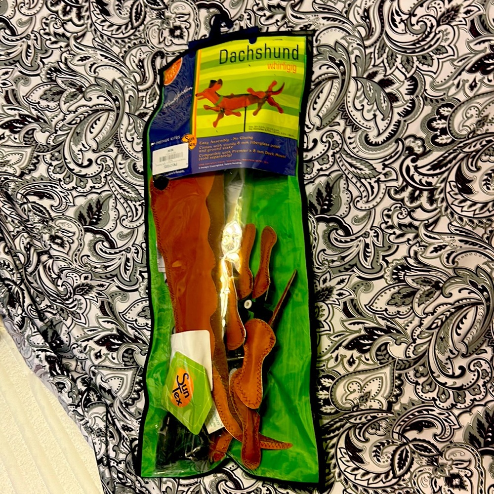 Wind garden dachshund whirligig- spins in the wind